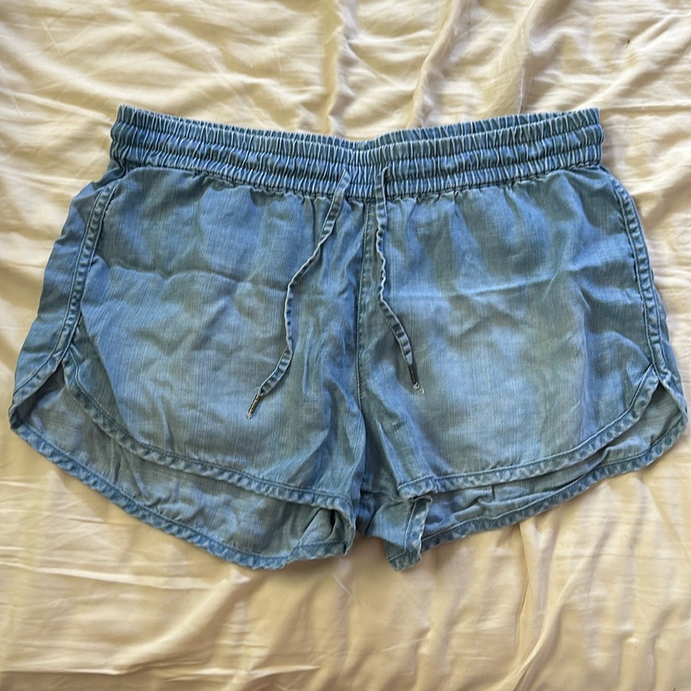 Chambray Pull On Shorts Size 8